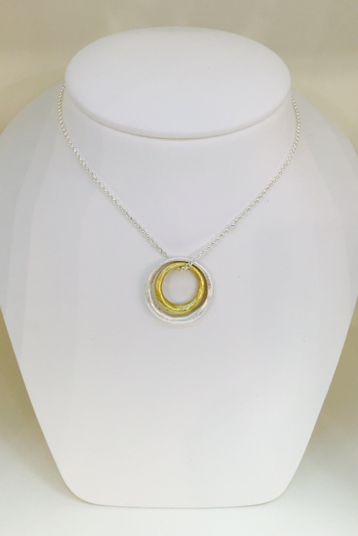 15"-18" Two Tone Circle Necklace (Silver and Gold tones)