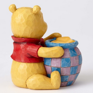 Mini Winnie the Pooh Figurine