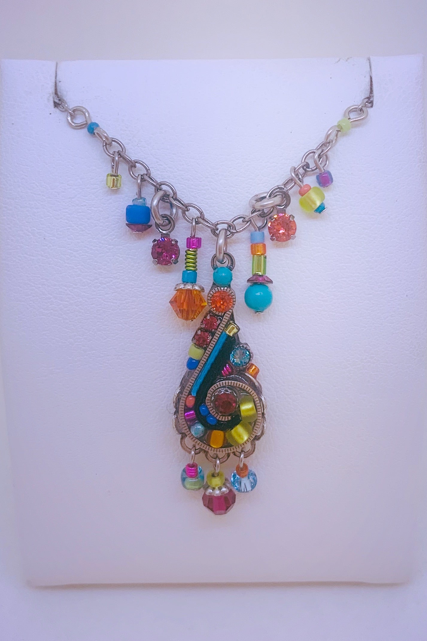 Lavish Drop Pendant Necklace-Multicolor