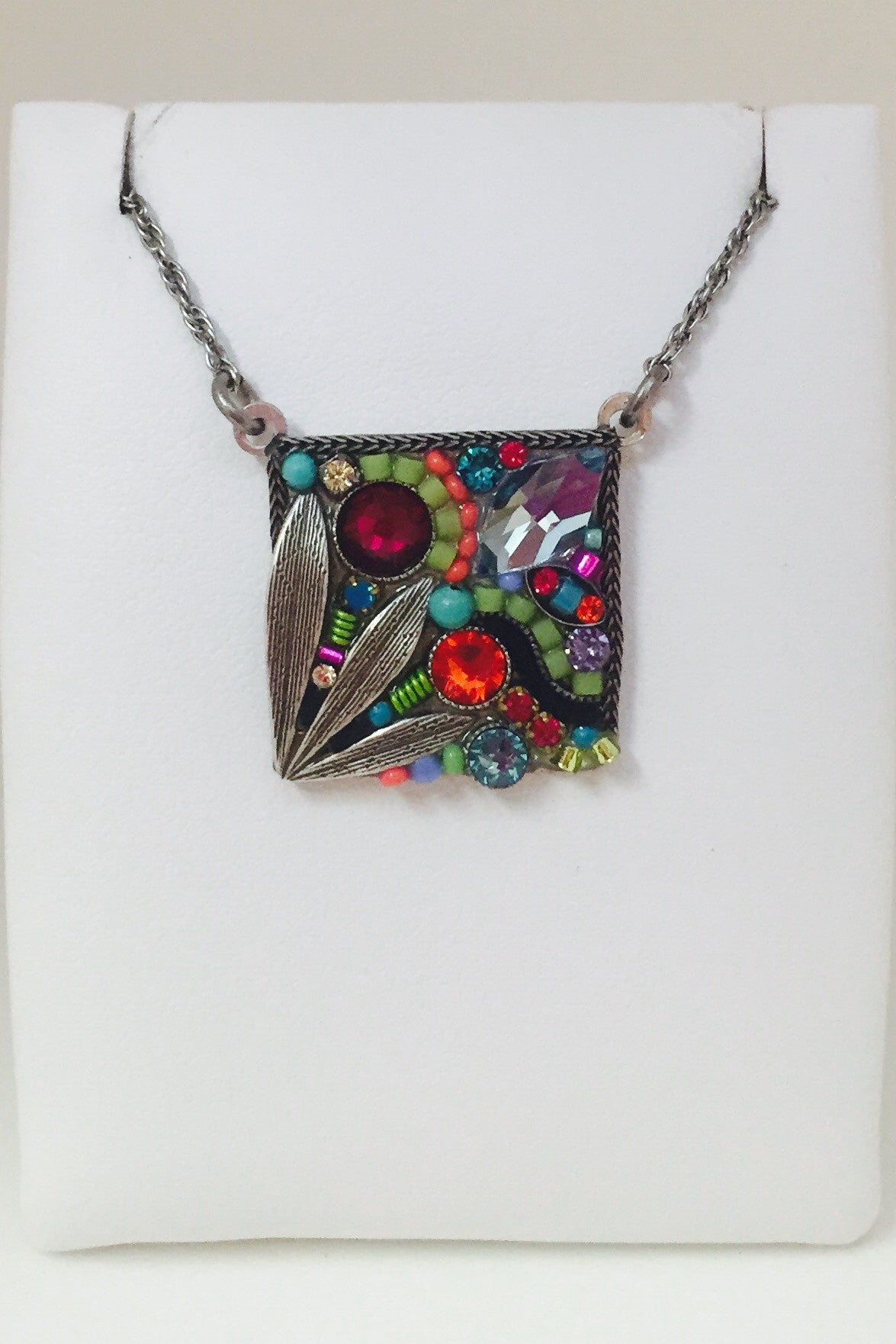 Luxe Square Leaf Pendant Necklace-Multicolor
