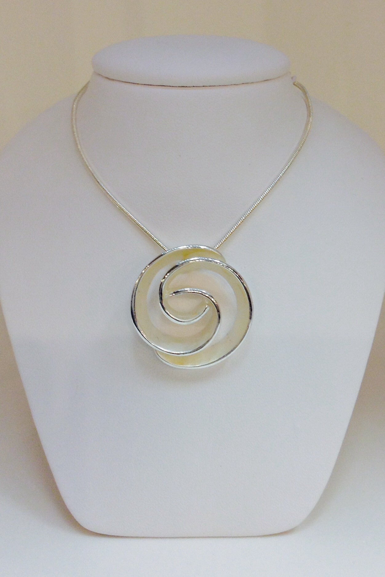 Open Swirl Necklace