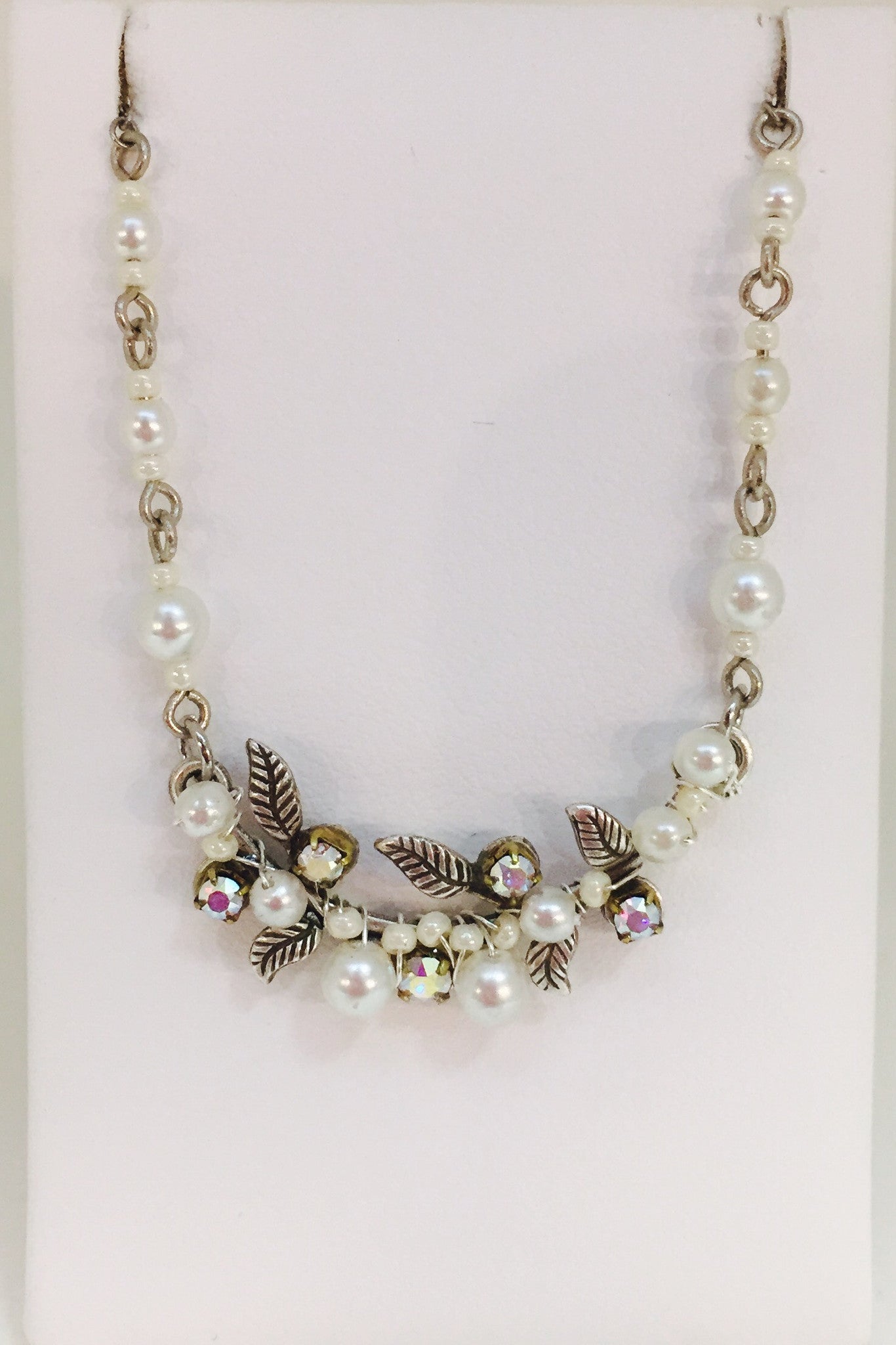 Petite Floral Necklace-Glass Pearls