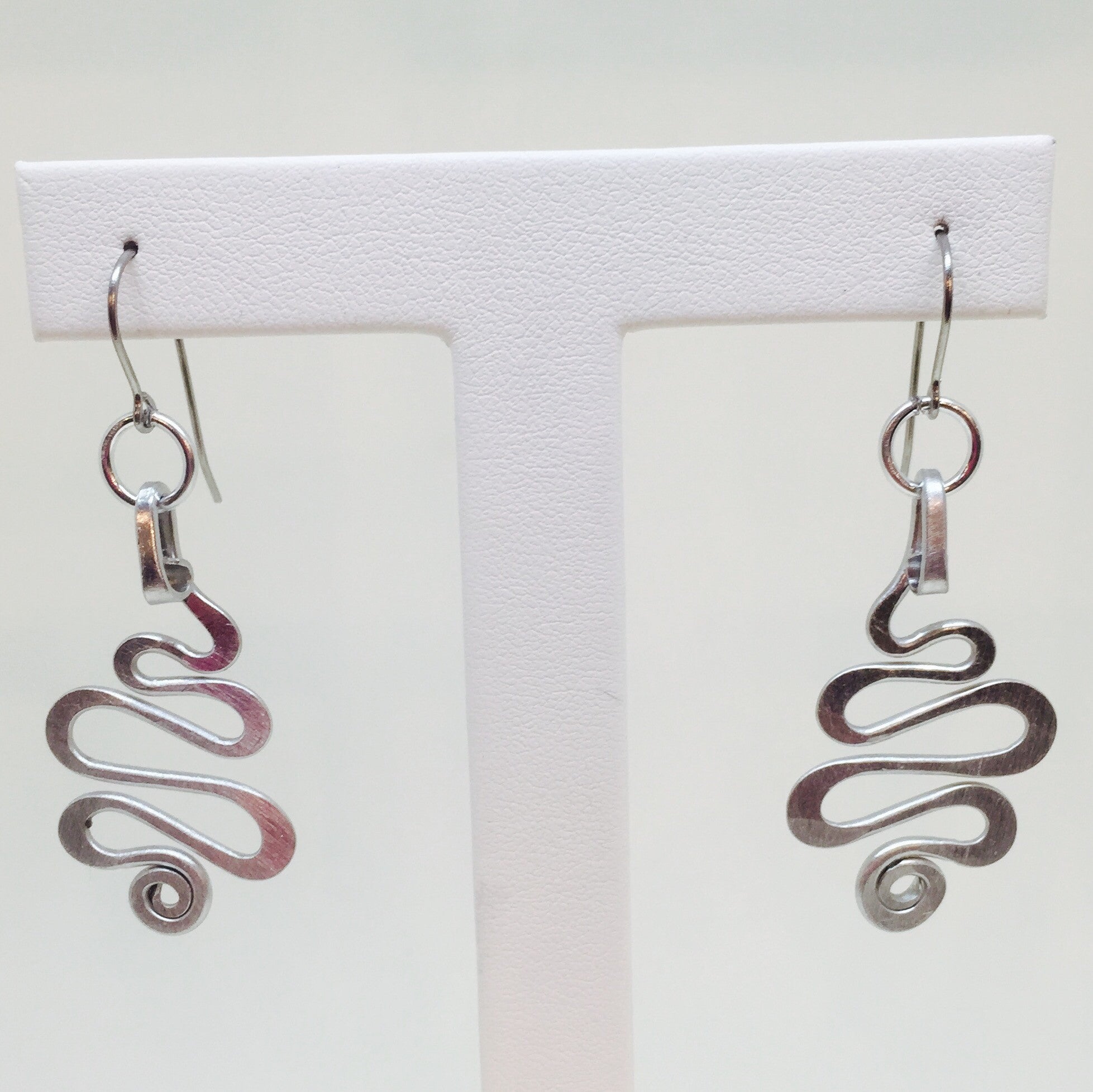 Small Squiggle Earring