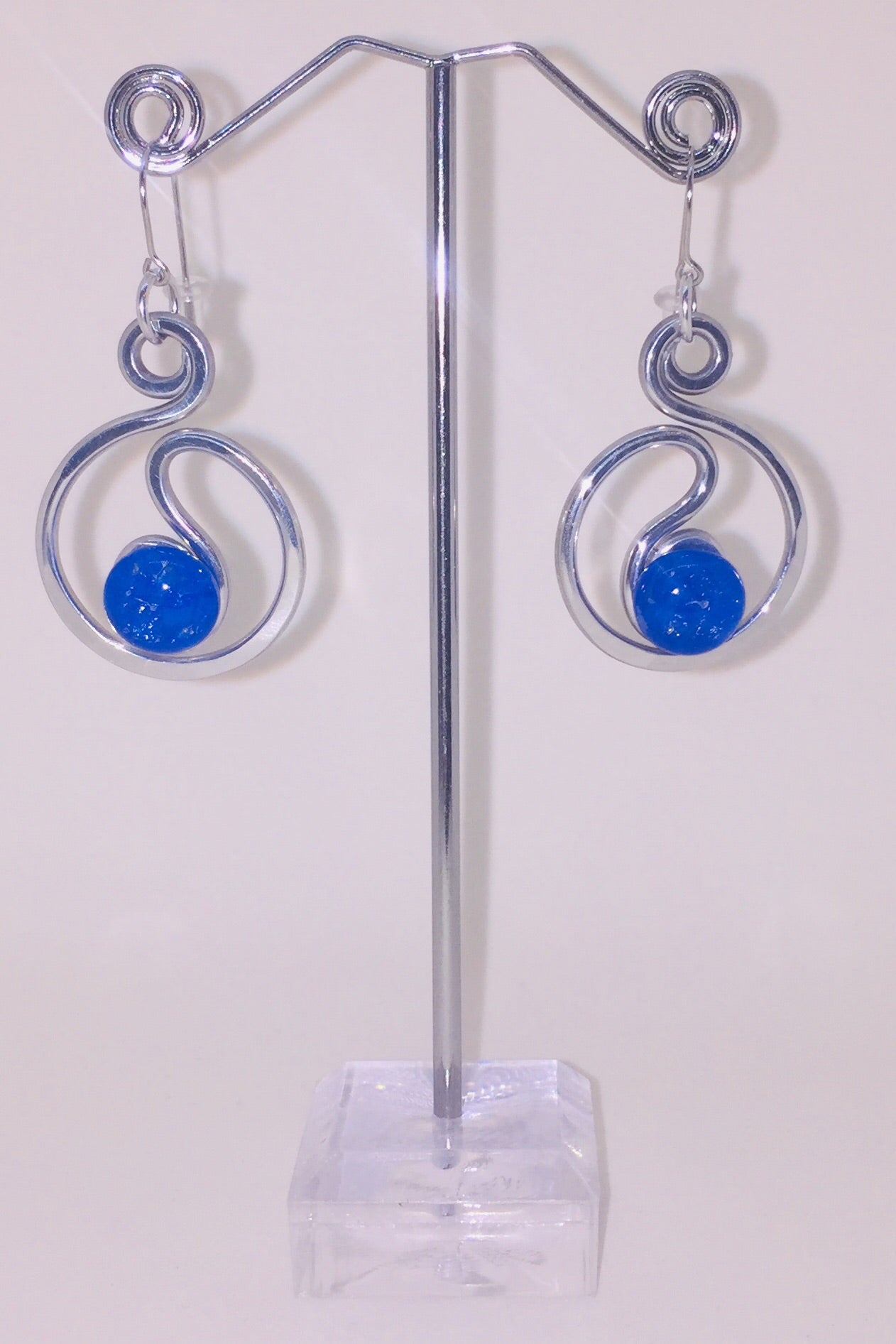 Open Scribble Earring with Royal Blue Stone