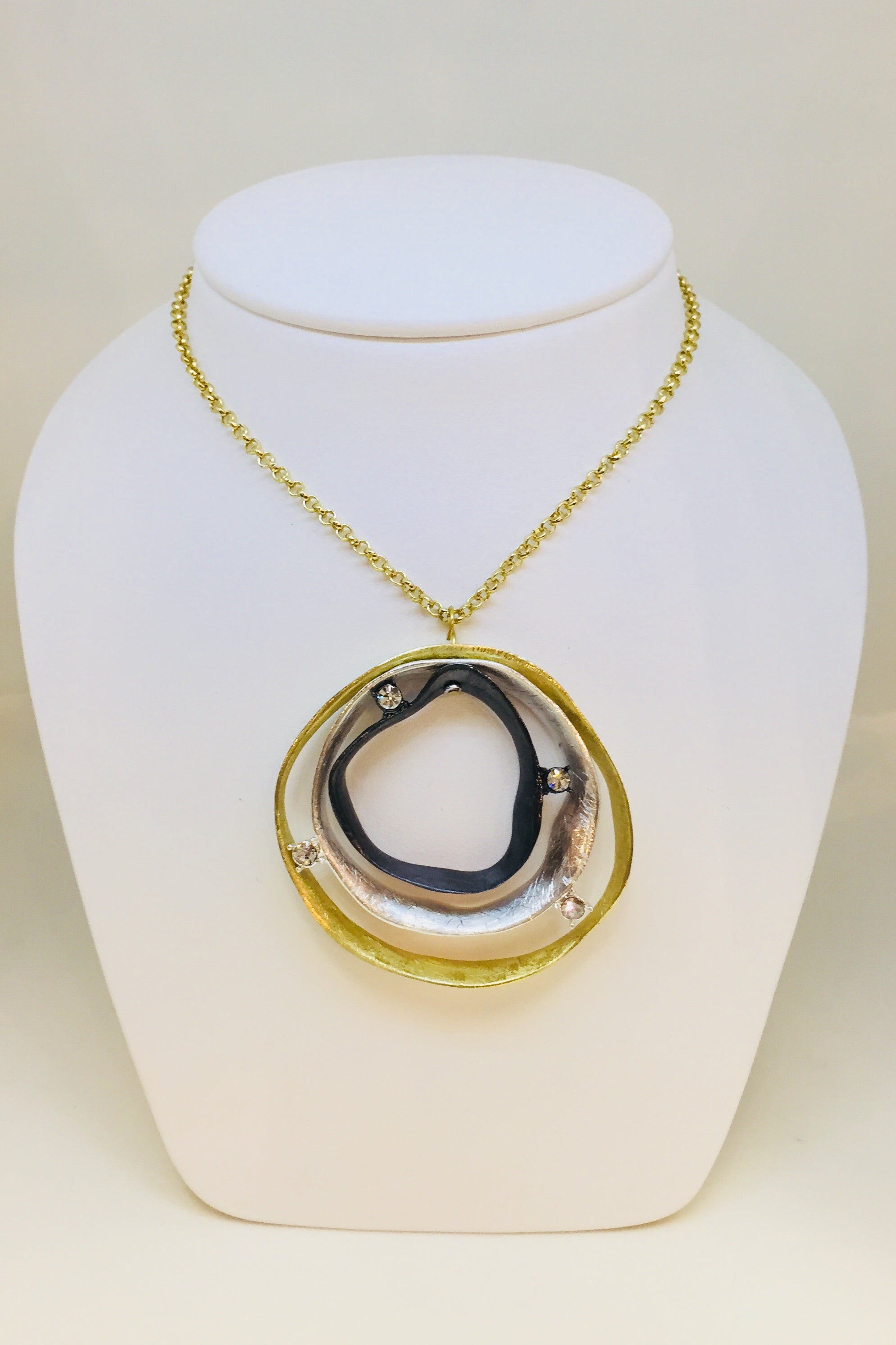 Free Form Circles Necklace